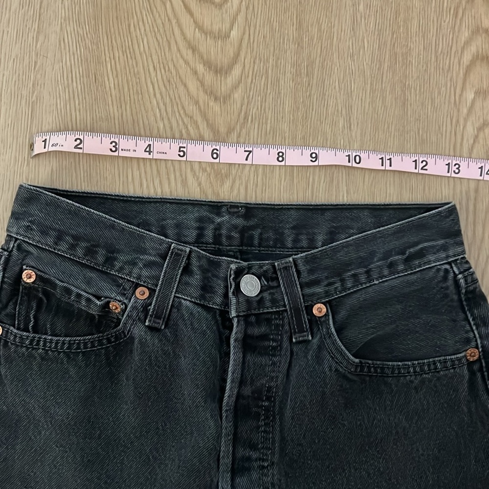 Black Made in the USA Vintage Levi 501’s - Picture 7 of 8